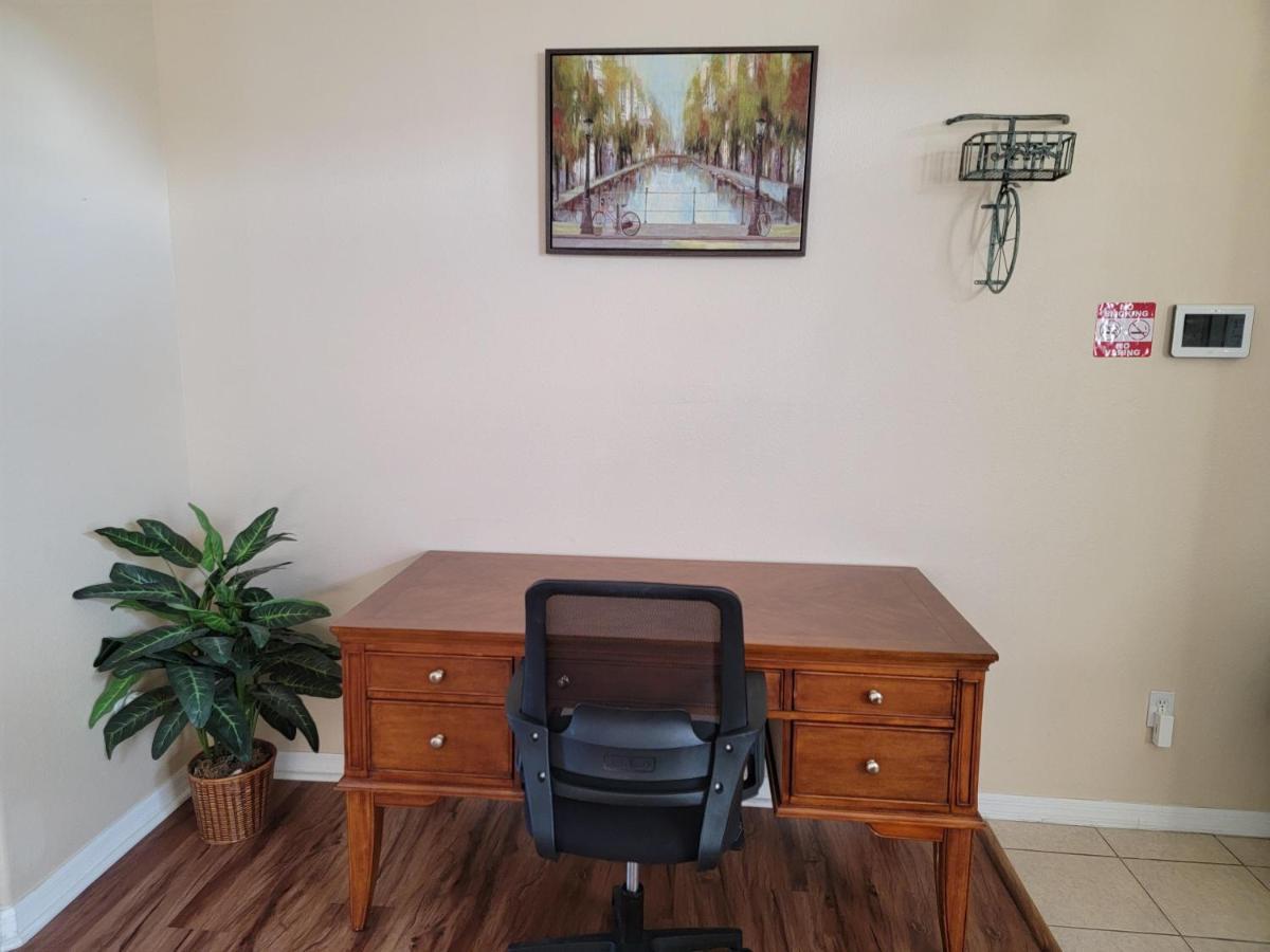 Triton Vacation Pool Home Near Disney ออร์ลันโด ภายนอก รูปภาพ