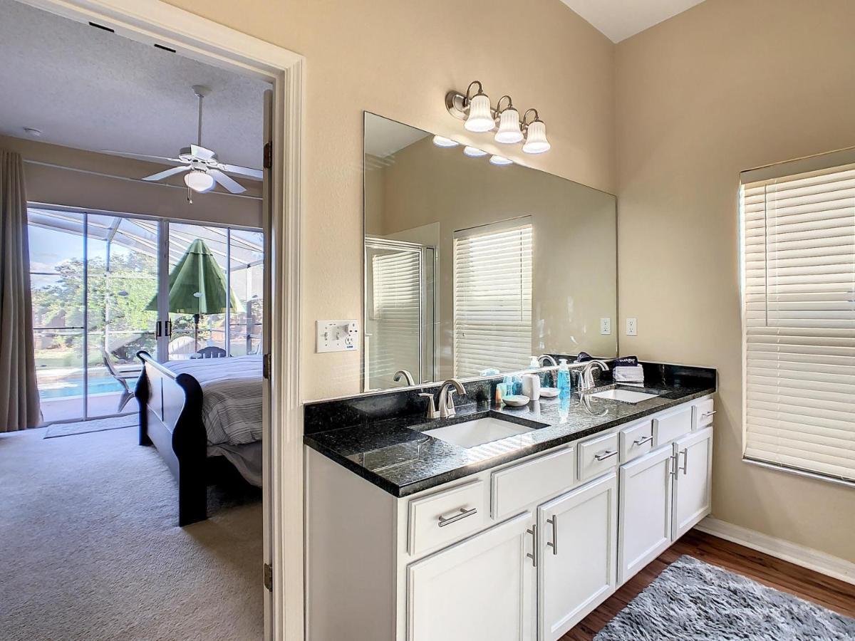Triton Vacation Pool Home Near Disney ออร์ลันโด ภายนอก รูปภาพ
