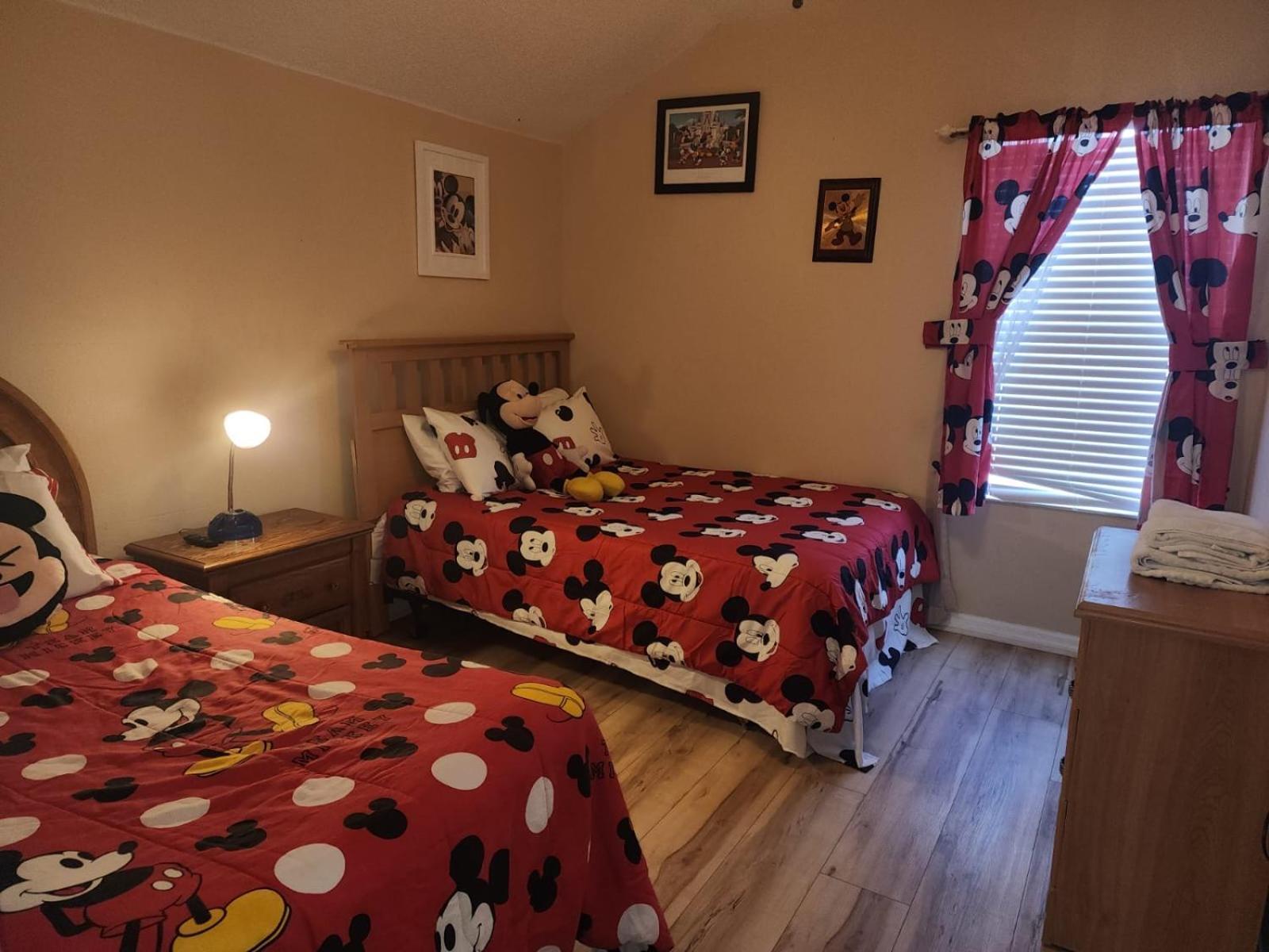 Triton Vacation Pool Home Near Disney ออร์ลันโด ภายนอก รูปภาพ